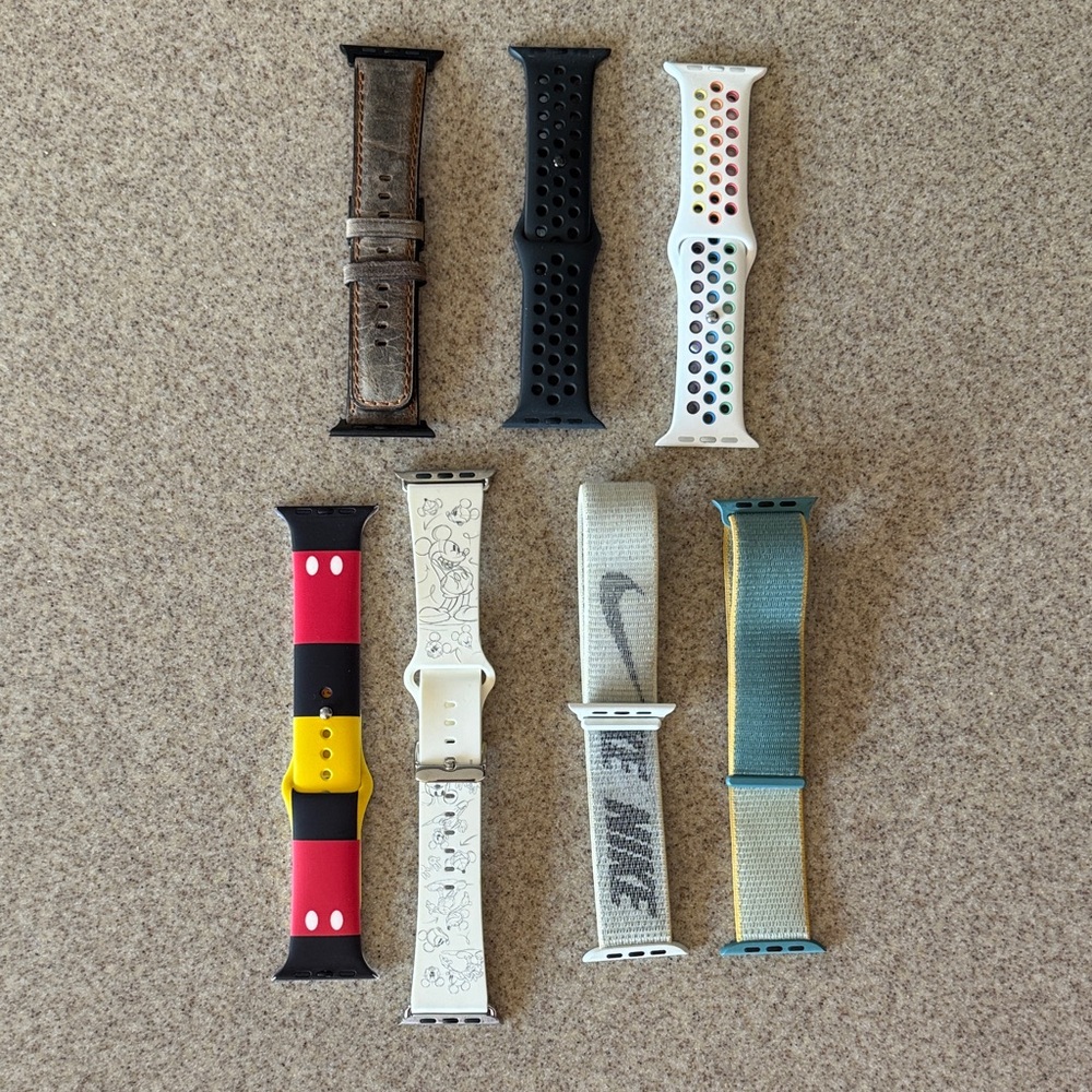 Apple Smartwatch Band Collection - Black, White, Red, Yellow, Gray